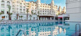 Side Royal Style Hotel