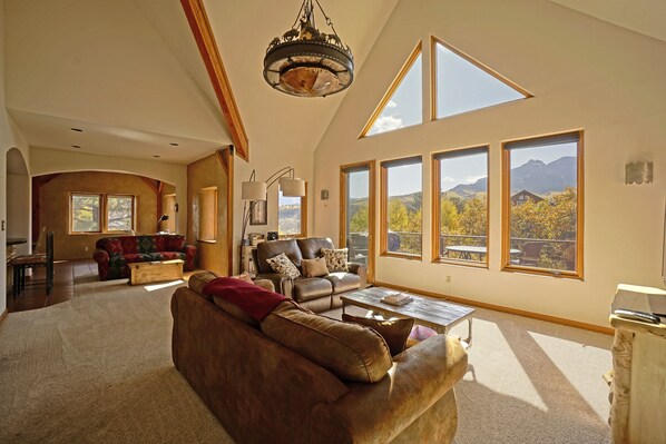 Smart TV, video games, DVD player, books