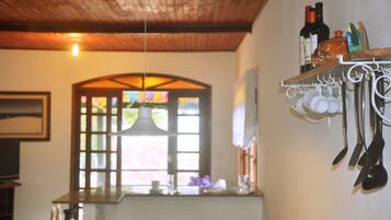 La Terraza by Villa Daniella - 2 suítes a beiramar | Opções para refeição no quarto