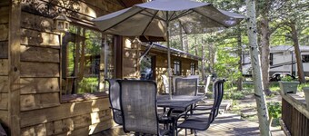 Perhe- ja lemmikkieläinystävällinen. Kysy tapahtuman järjestämisestä meille tapaamisten ja illallisten kanssa.