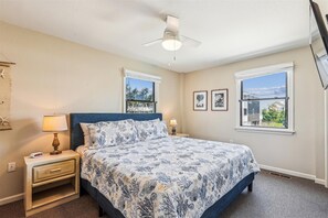 6 chambres, bureau, Wi-Fi, draps fournis