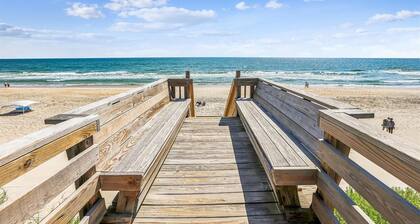 NUR 350 Fuß zum Strand! SCHÖNER DEKOR! Pool, heiße Wanne! Billardtisch! Haustiere ok