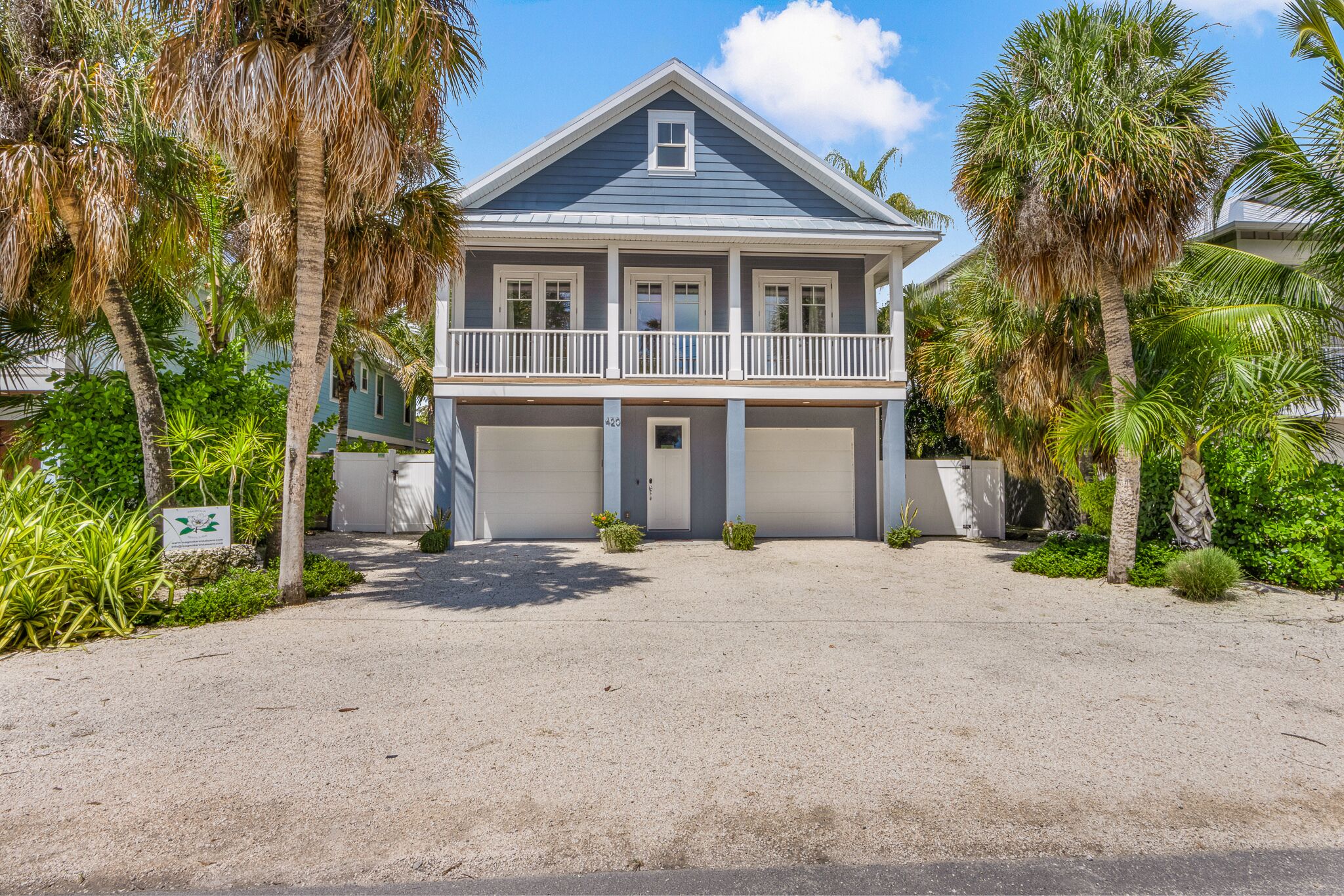 4 Bed 4.5 Bath Family Friendly, 3 Blocks to Gulf