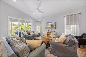 Smart TV, videojuegos y reproductor de DVD 