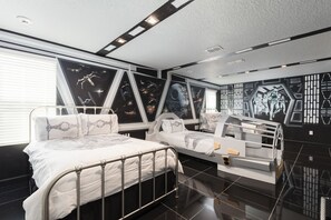 7 quartos, ferros/tábuas de passar roupa, Wi-Fi, roupa de cama