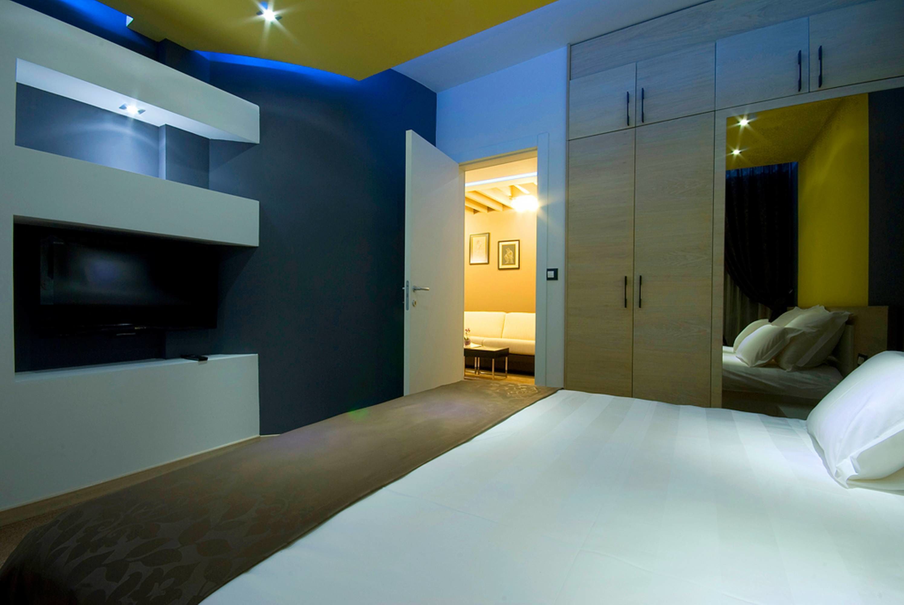 family suite | 1 bedroom, premium bedding, minibar, soundproofing