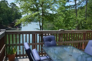 Property grounds - Cozy Cabin,Sandy Beach,Fantastic Dock W/ 50' TV & Boat Launch (Dadeville)