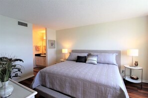 2 Schlafzimmer, Schreibtisch, Bügeleisen/Bügelbrett, kostenloses WLAN