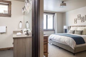 3 Schlafzimmer, Bügeleisen/Bügelbrett, kostenloses WLAN, Bettwäsche