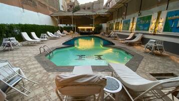 Combined shower/tub, free toiletries, hair dryer, bathrobes
