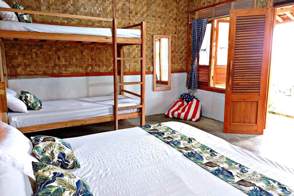 Basic-Vierbettzimmer | Kostenloses WLAN, Bettwäsche