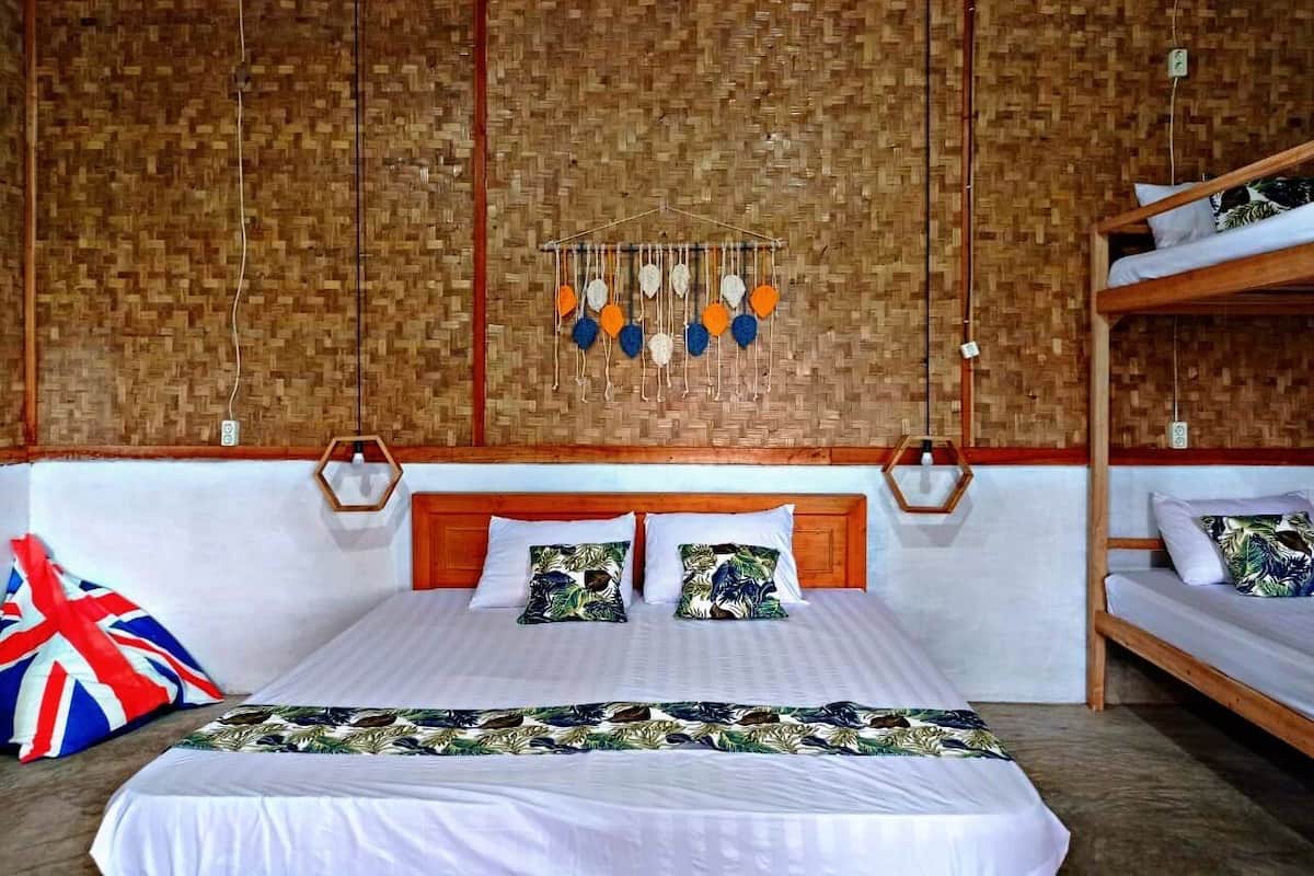 Free WiFi, bed sheets