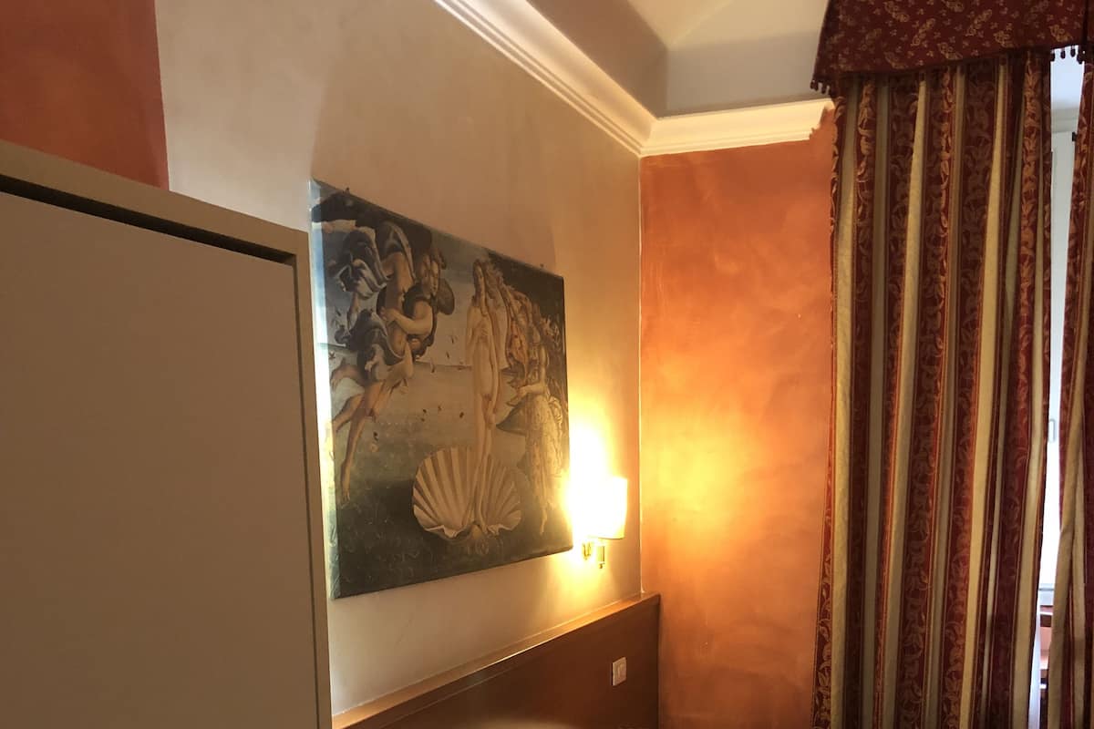 4 slaapkamers, een bureau, verduisterende gordijnen, gratis wifi