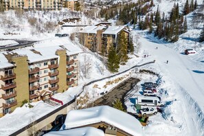 Unclassified image, 3 of 49, button