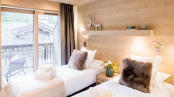 Appartement, Meerdere bedden, niet-roken, uitzicht op bergen | 3 slaapkamers, een bureau, verduisterende gordijnen