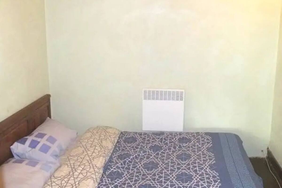 Double Room | Free WiFi, bed sheets