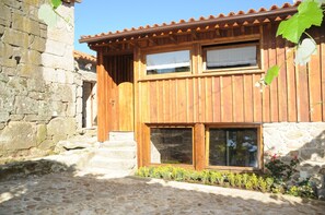 Exterior - PNPG, Casinhas da Levada, Sobredo Entre Ambos os Rios, Ponte da Barca - PNPG (Ponte da Barca)