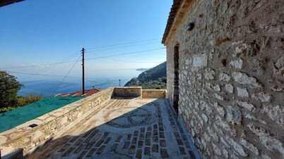 House with character, very quiet, tastefully decorated 