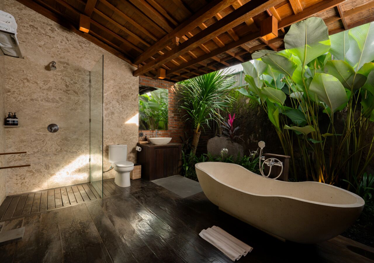 Deluxe Room | Bathroom