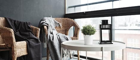 Superior Apartment, 1 Bedroom, Sauna, Lake View | Balcony