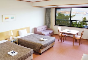 Coffres-forts dans les chambres, Wi-Fi gratuit, draps fournis