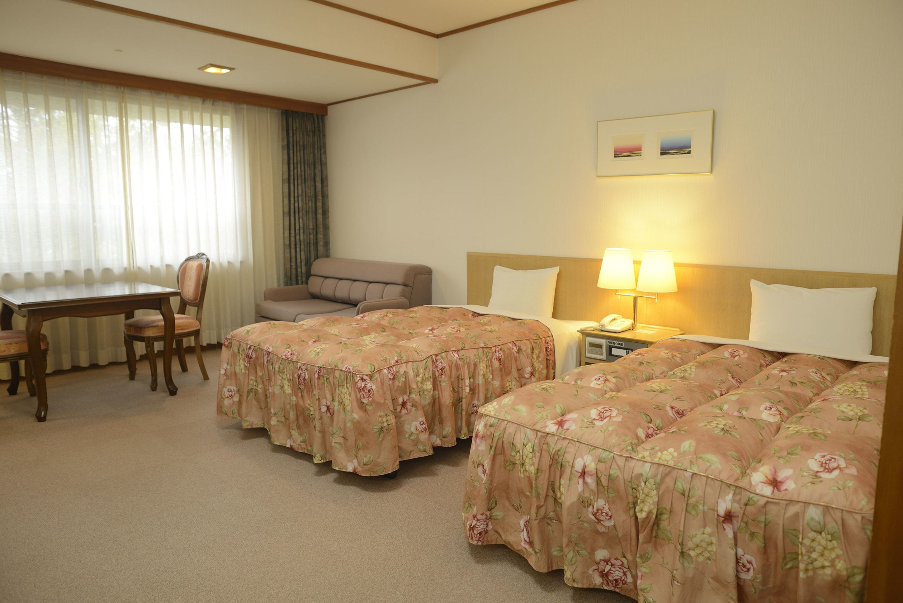 western room for 3 guests with private bathroom, partial ocean view, non smoking | in-room safe, free wifi, bed sheets