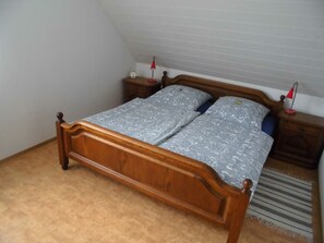 2 bedrooms, WiFi, bed sheets - Vacation apartment 1, Guesthouse Strandmuschel - Guesthouse Strandmuschel (Esens)