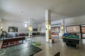 Billards