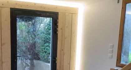 Air-conditioned house with heated swimming pool