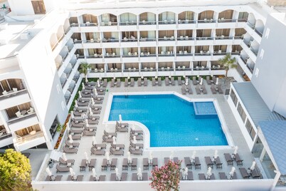 Island Resorts Marisol