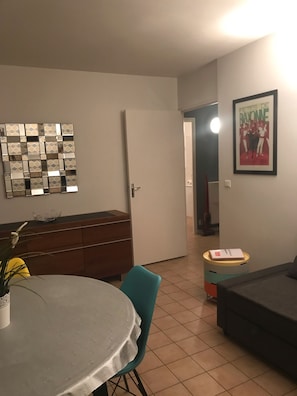 Interior - T2 quiet, comfortable close to the Basque Coast (Souraïde)