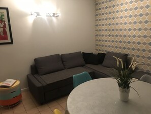 Interior - T2 quiet, comfortable close to the Basque Coast (Souraïde)