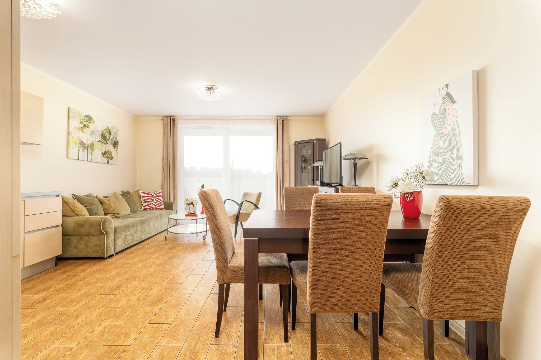 2 slaapkamers, luxe beddengoed, individueel gedecoreerd