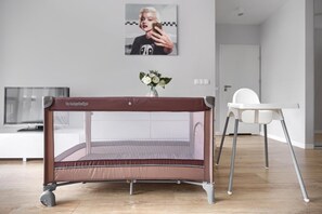 2 bedrooms, premium bedding, individually decorated