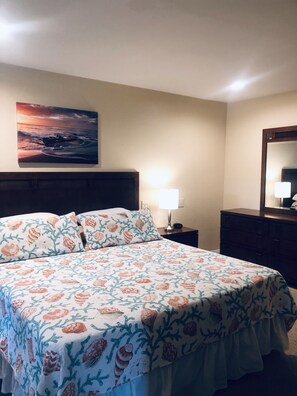 3 bedrooms, iron/ironing board, travel cot, free WiFi