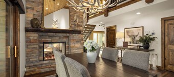 3 bedroom luxury townhome in downtown Whitefish! A block to all downtown shops and restaurants