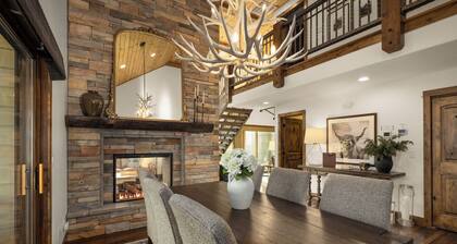 3 bedroom luxury townhome in downtown Whitefish! A block to all downtown shops and restaurants