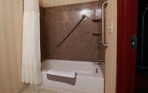 Artículos de higiene personal gratuitos, secador de pelo y toallas