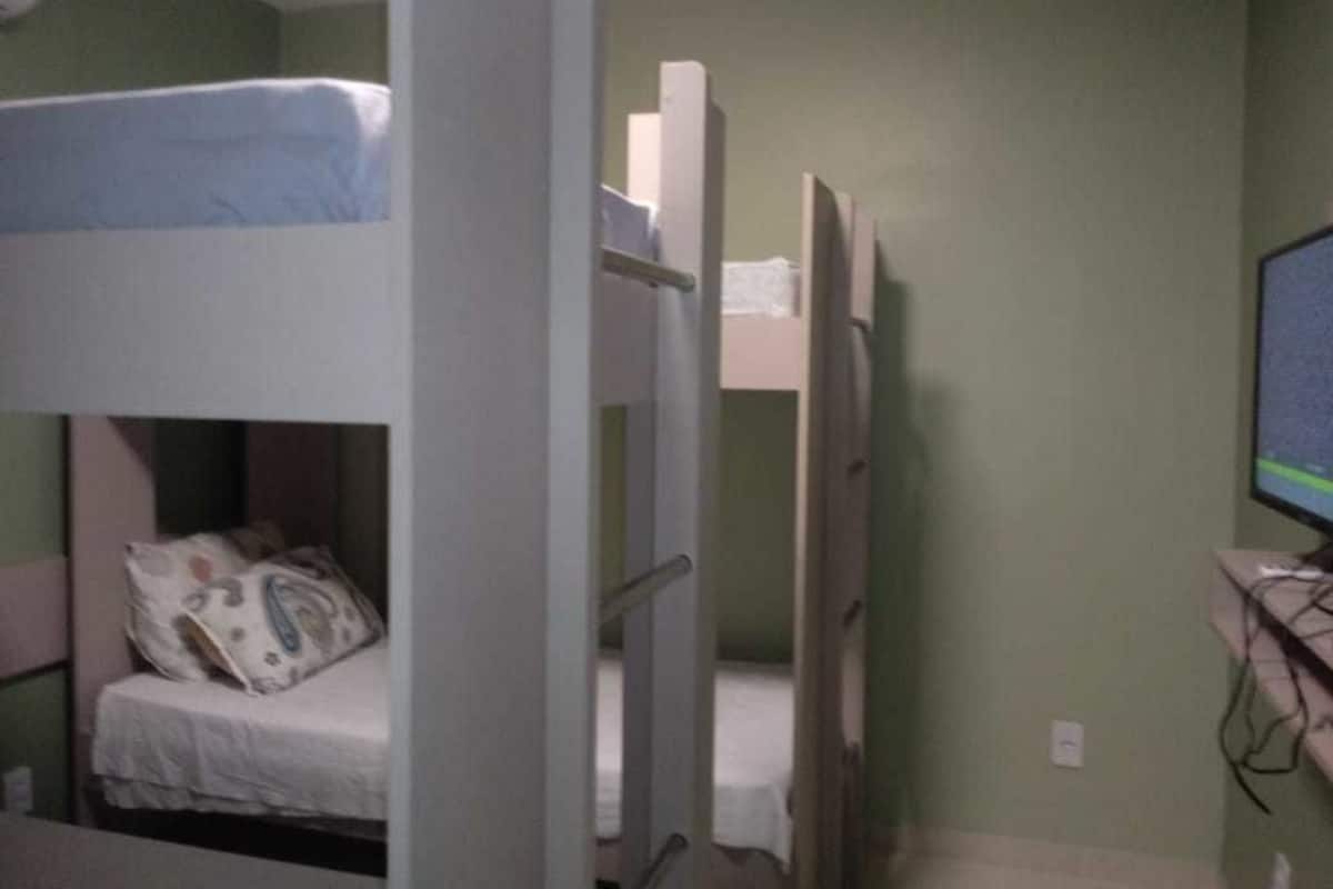 Dormitorio compartido económico, para no fumadores | 1 habitación, caja de seguridad en la habitación y escritorio
