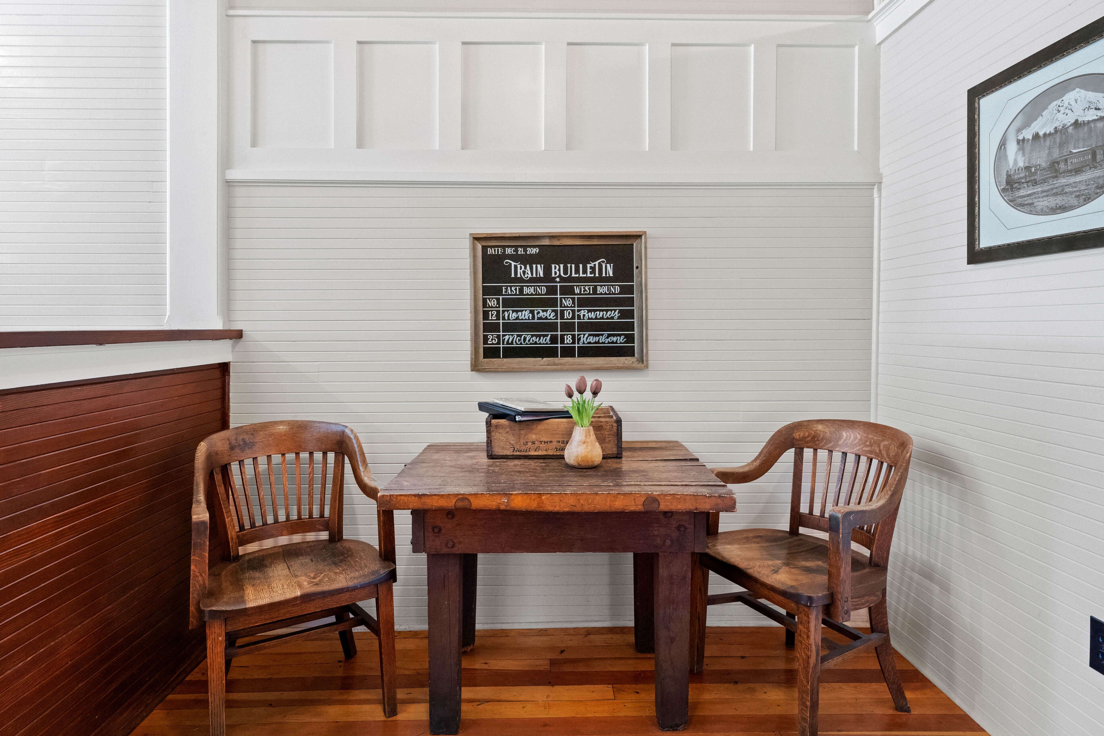 railroad room (204) | living area | lcd tv