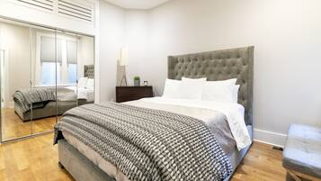 2 bedrooms, iron/ironing board, travel crib, free WiFi