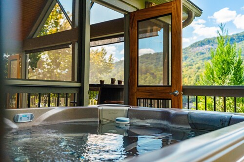 Over the Edge - Lakefront, hot tub sleeps 10 -Mr Lake Lure Vacation Rentals