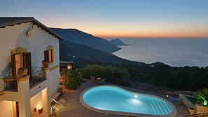 Pool - Villa Il Basto 8 by Massimo Villas (Cefalù)