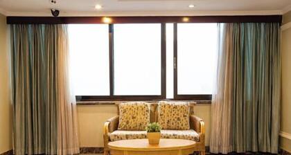 Chongqing Fujiayuan Hotel (Lianglukou Subway Station)