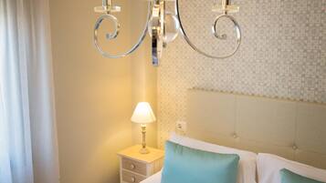 2 chambres, fer et planche à repasser, lit parapluie, Wi-Fi gratuit