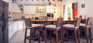 Stovetop, dishwasher, coffee/tea maker, blender - Villa Mahogany (St. Barthelemy)