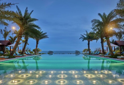 DoubleTree by Hilton Shanwei