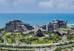 บริเวณภายนอก