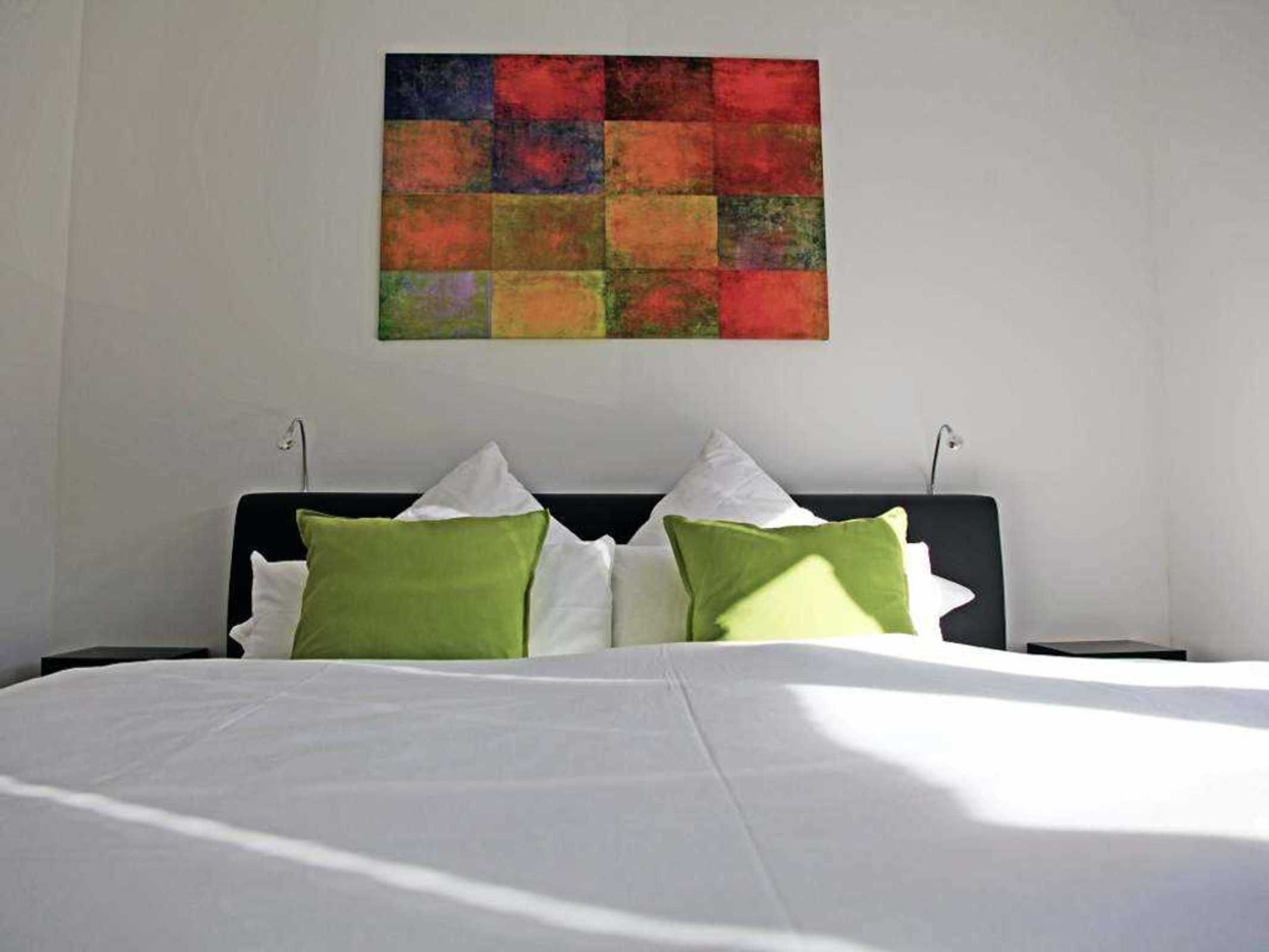 1 Schlafzimmer, Schreibtisch, Bügeleisen/Bügelbrett, Reisekinderbett
