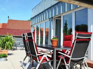 Outdoor dining - Vacation apartment Memmert - Holiday apartments Citydomizil Leer, 15162 (Leer (Ostfriesland))
